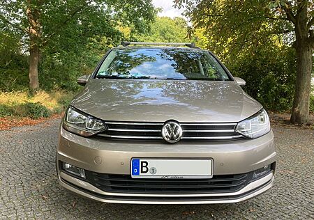 VW Touran Volkswagen 1.2 TSI, Inspekt.& TÜV neu | ACC | SHZ | Navi