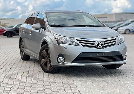 Toyota Avensis Kombi Edition