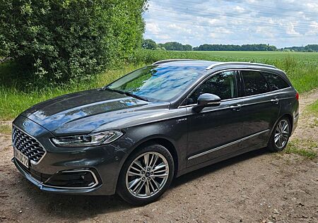 Ford Mondeo 2,0 Hybrid Vignale Automatik