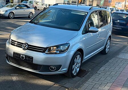 VW Touran gebraucht kaufen VW Touran Volkswagen 1.6 TDI Comfortline BlueMotion Tech C...