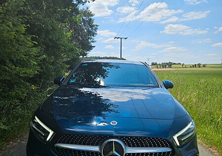 Mercedes-Benz A 200 -