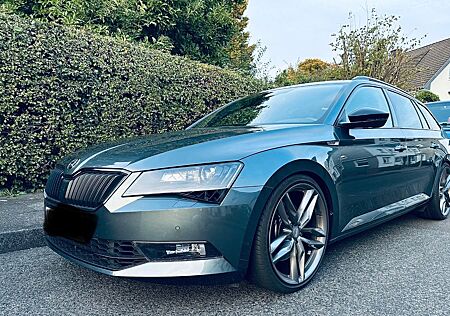 Skoda Superb 2.0 TSI 206kW DSG 4x4 SportLine Combi...
