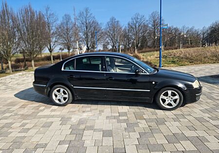 Skoda Superb Super B 2,5 TDI V6 *Leder*NavI*Xenon*AHK