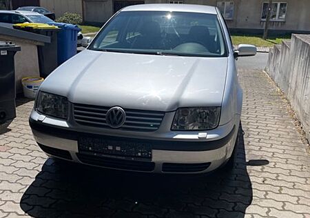 VW Bora Volkswagen 1.6