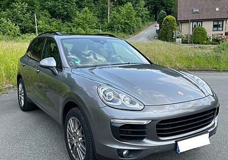 Porsche Cayenne 3.0 Diesel GTS Optik - Scheckheft, BOSE
