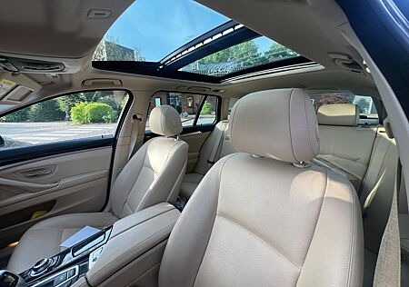 BMW 520d xDrive Touring A -