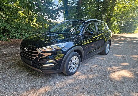 Hyundai Tucson blue Trend / 113 Tkm /Tüv 01.2027