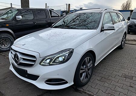 Mercedes-Benz E 300 T BlueTec Hybrid Avantgarde Leder Pano