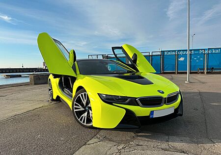 BMW i8 PROTONIC*FROZEN*BLACK*EDITION