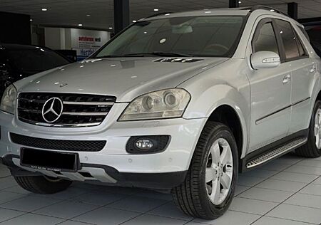 Mercedes-Benz ML 500 -