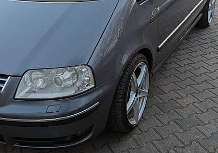 VW Sharan Volkswagen 2.0TDI (DPF) Exclusive Edition Exclus...