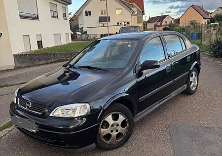 Opel Astra 1.6 16V Edition 2000 Edition 2000