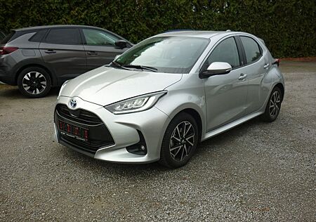 Toyota Yaris Hybrid Team Deutschland* LED*