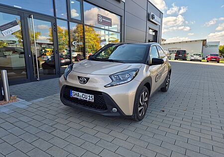 Toyota Aygo (X) Team D Smartphone komp. inkl. Sitzheizung