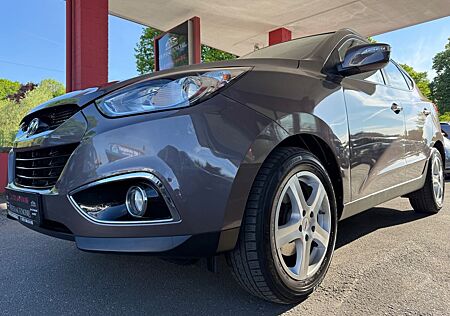 Hyundai ix35 Premium AWD Klima SHZ Leder 1. Hand TÜV Neu