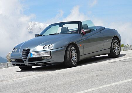 Alfa Romeo Spider gebraucht kaufen Alfa Romeo Spider 3.2 V6 24V Lusso, Sondermodell