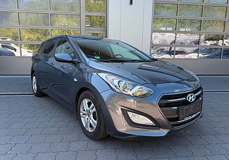 Hyundai i30 cw 1.6 GDI Automatik Trend PDC+KLIMA+SHZ+BT