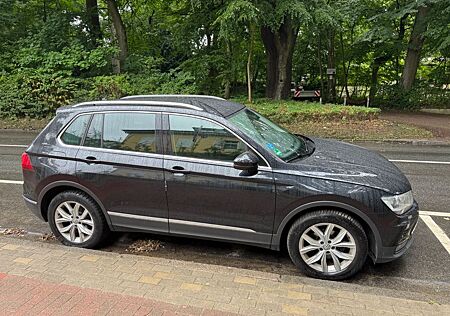 VW Tiguan Volkswagen 2.0 TDI SCR DSG 4MOTION Highline Highline
