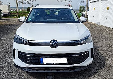 VW Tiguan Volkswagen 1.5 eTSI OPF 96kW DSG Life AHK neues Mode