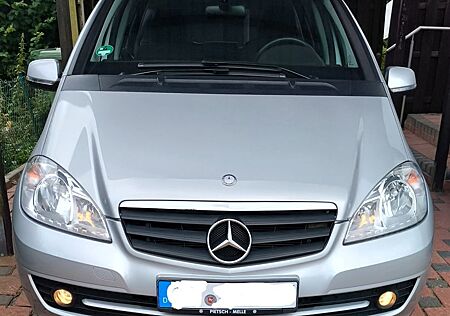 Mercedes-Benz A 180 BlueEFFICIENCY -