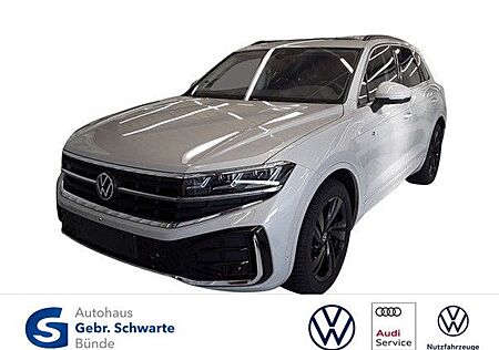 VW Touareg Volkswagen 3,0 l V6 TDI 4MOTION R-Line Pano AHK