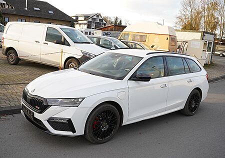 Skoda Octavia 1.4 TSI iV DSG RS COMBI