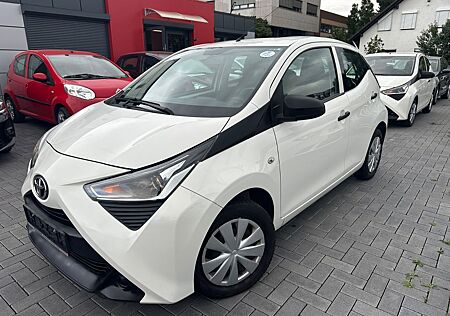 Toyota Aygo (X) Aygo / TÜV Neue