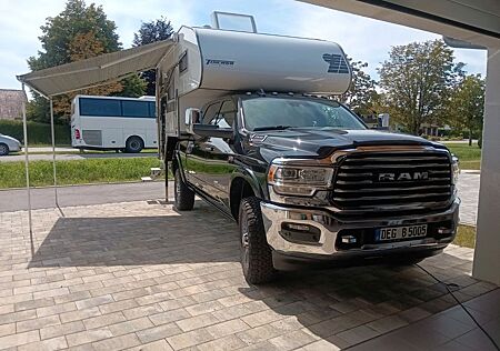 Dodge RAM 2500 HD 6.4 HEMI Wohnmobil Zulassung