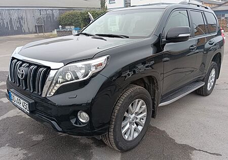 Toyota Land Cruiser 2.8 D-4D Executive Automatik Ex...