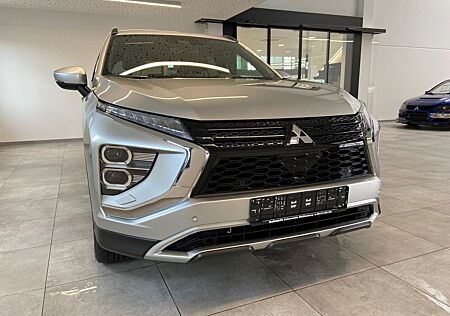 Mitsubishi Eclipse Cross Plug-In Hybrid 4WD Select NAVI KAM