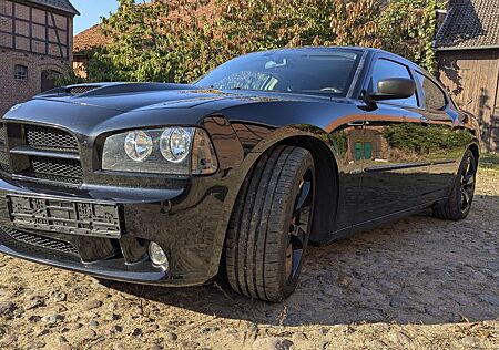 Dodge Charger SRT8 6,1L HEMI V8 sehr gepflegt