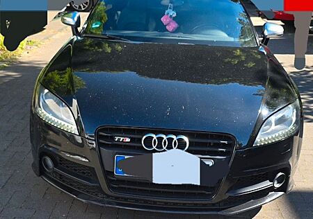 Audi TTS Coupe 2.0 TFSI quattro -