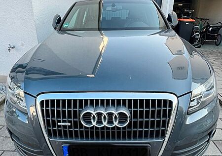 Audi Q5 2.0 TFSI S tronic quattro -