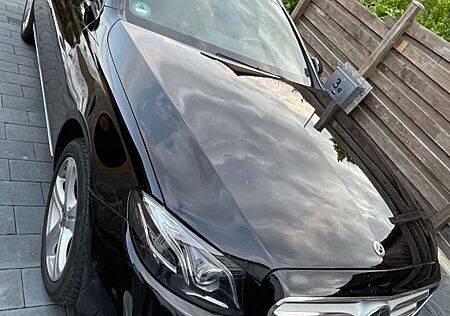 Mercedes-Benz E 220 d T Autom. Avantgarde Voll