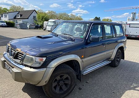 Nissan Patrol 3.0 Di Luxury Klima elekt. SD 7Sitze
