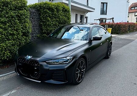 BMW i4 M50 - Frozen Black 1.Hd, unfallfrei, 20", HK
