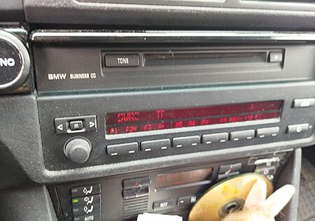 BMW 523i A -