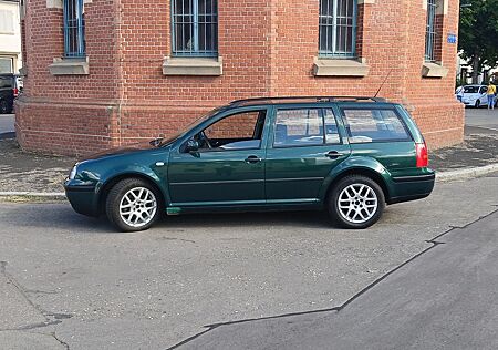 VW Golf Volkswagen 4 2.0l Kombi AHK Klima Sitzhz. Isofix