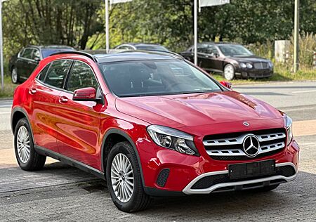 Mercedes-Benz GLA 220 4Matic*Pano*CAM*Off-Road