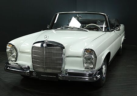 Mercedes-Benz 250 SE Cabrio