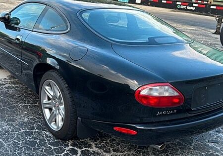 Jaguar XK8 Coupe