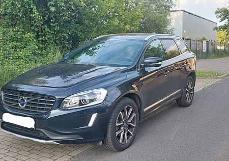 Volvo XC 60 XC60 D4 Summum|Schiebedach|Leder|Bi-Xenon