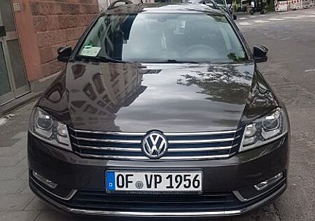 VW Passat Variant Volkswagen 2.0 BlueTDI DSG Business Edit...