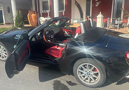 BMW Z4 2.2i -