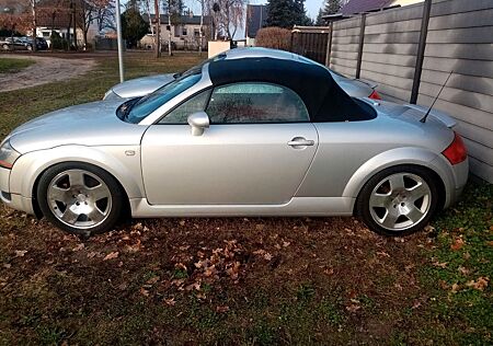 Audi TT Roadster 1.8T 132 kW -