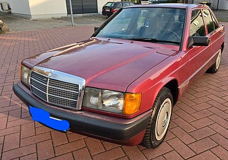 Mercedes-Benz 190