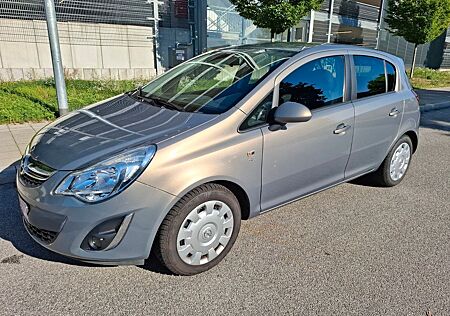 Opel Corsa D Satellite.HU Neu.