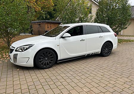 Opel Insignia Sports Tourer OPC 2.8 V6 Turbo 4x4 OPC