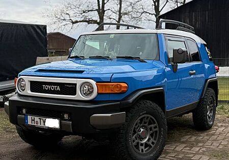 Toyota FJ Cruiser FJ