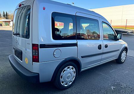 Opel Combo TÜV , neu + Gas auch geprüft Rechnung vorh